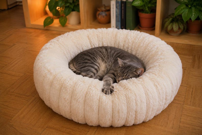 Beruhigendes Donut-Katzenbett, flauschiges rundes Haustierbett, Katzenhöhle, weiches Kätzchenbett, 40-90 cm