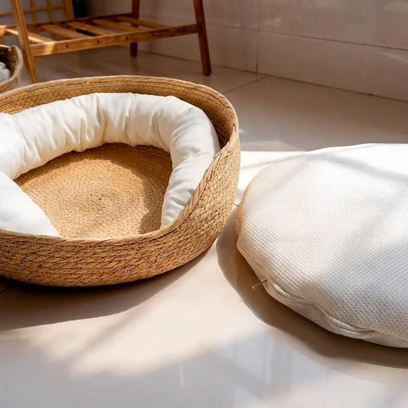 Runder Weidenkorb für Haustiere, 3 Größen, Boho-Bett für Katzen und kleine Hunde mit Kissen, Haustiernest, Naturrattan, rutschfeste Haustiermatratze